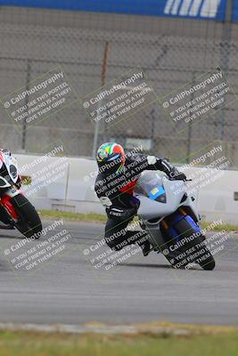media/Oct-15-2022-Fastrack Riders (Sat) [[9a18b22502]]/Level2/Turn 9 1130am/